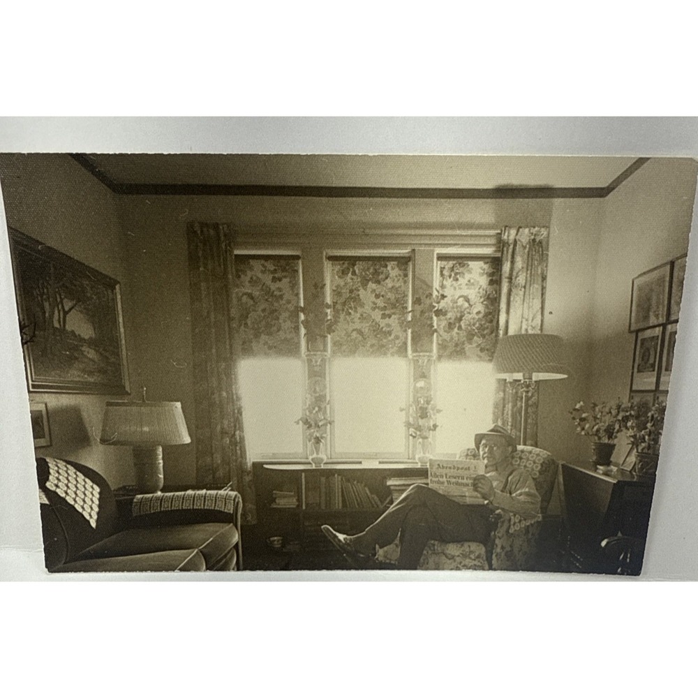Vintage 1946 Snapshot Man Reading German Newspaper Interior Photo 5x3.25